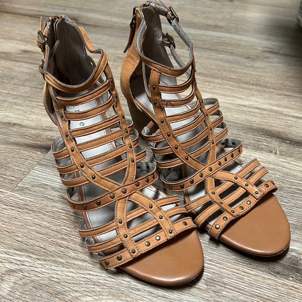Hinge wedge heel sandals Womens size 7M